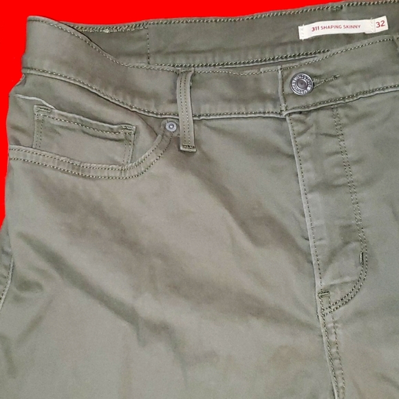 311 Levi Shaping Skinny jeans by Levi Strauss & CO - Picture 3 of 11